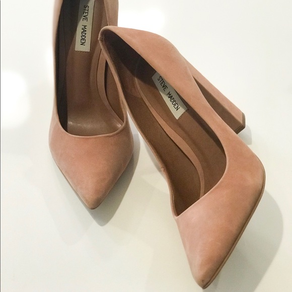 Steve Madden Shoes - Nude heels